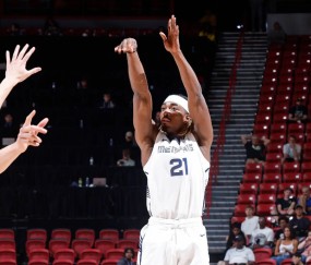 次轮末也有惊喜！灰熊后场新秀用全能的表现打爆了勇士的防线？